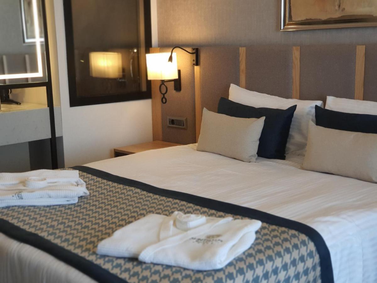 Sunthalia Hotels & Resorts Ultra All Inclusive Adults Only Party Hotel Side Exteriér fotografie