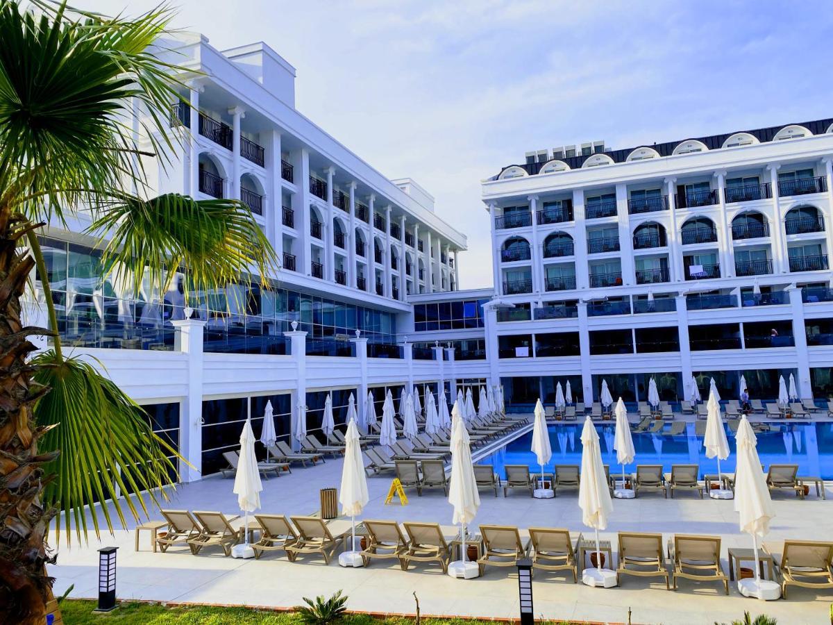 Sunthalia Hotels & Resorts Ultra All Inclusive Adults Only Party Hotel Side Exteriér fotografie
