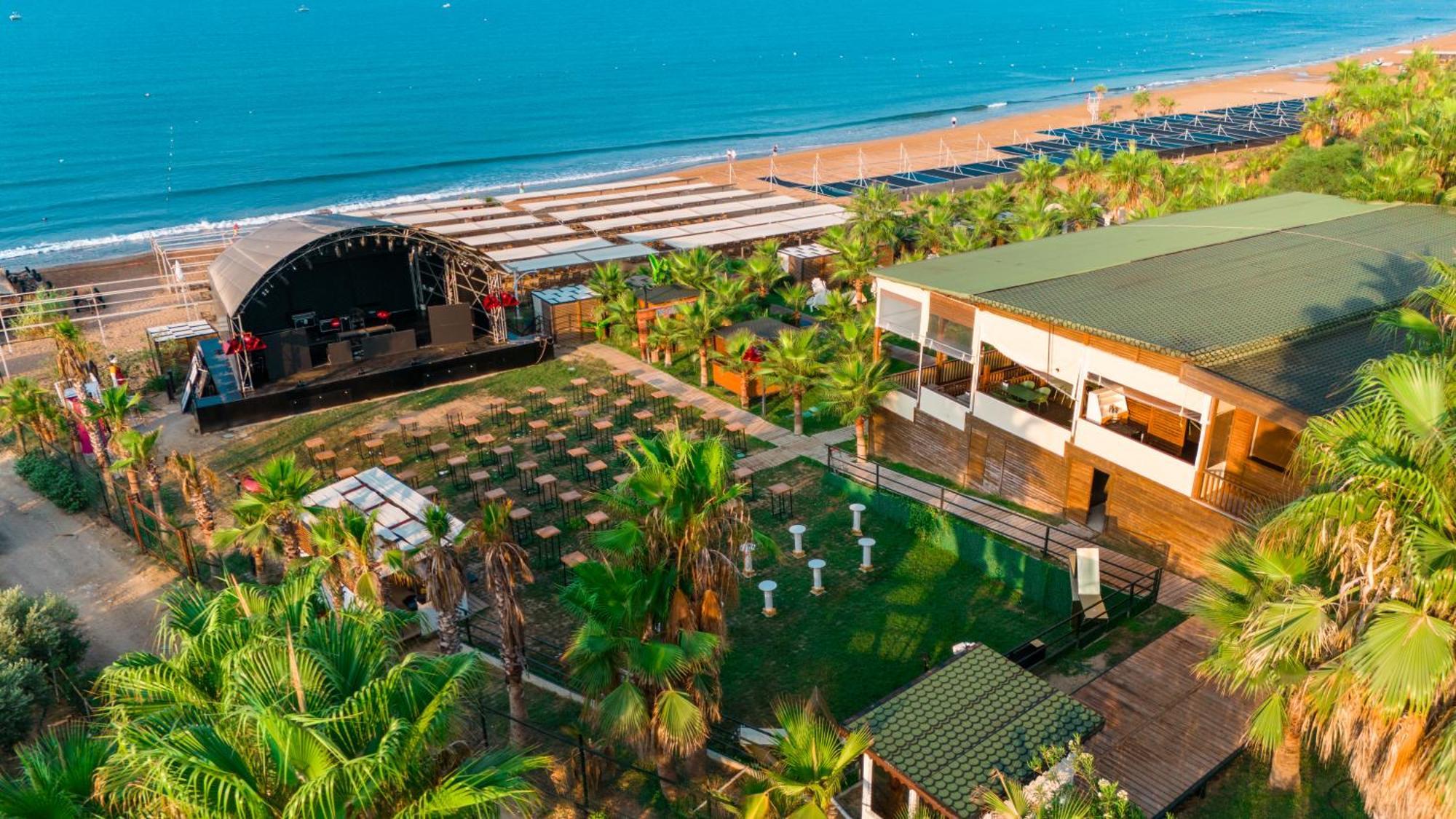 Sunthalia Hotels & Resorts Ultra All Inclusive Adults Only Party Hotel Side Exteriér fotografie